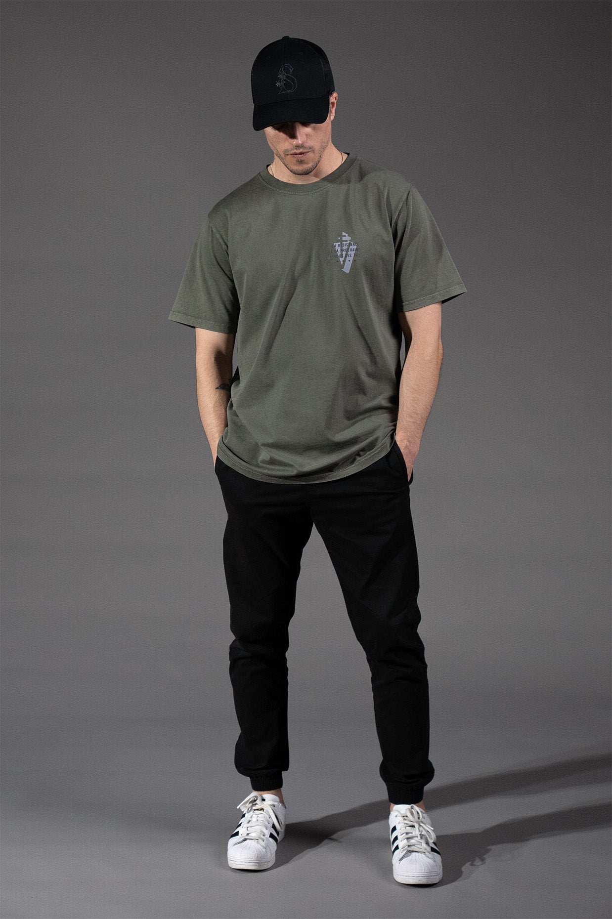 LA RÉSISTANCE PRIME TEE