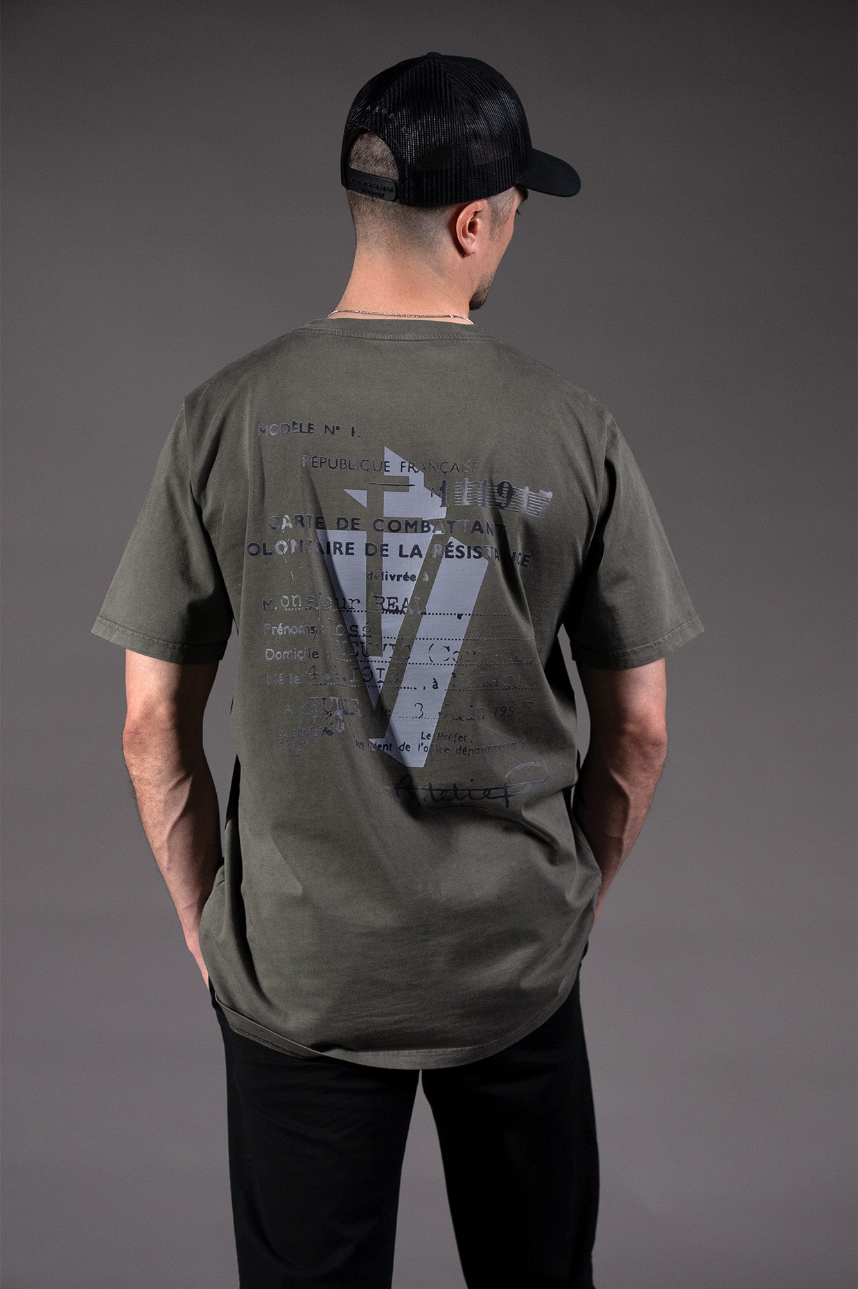 LA RÉSISTANCE PRIME TEE