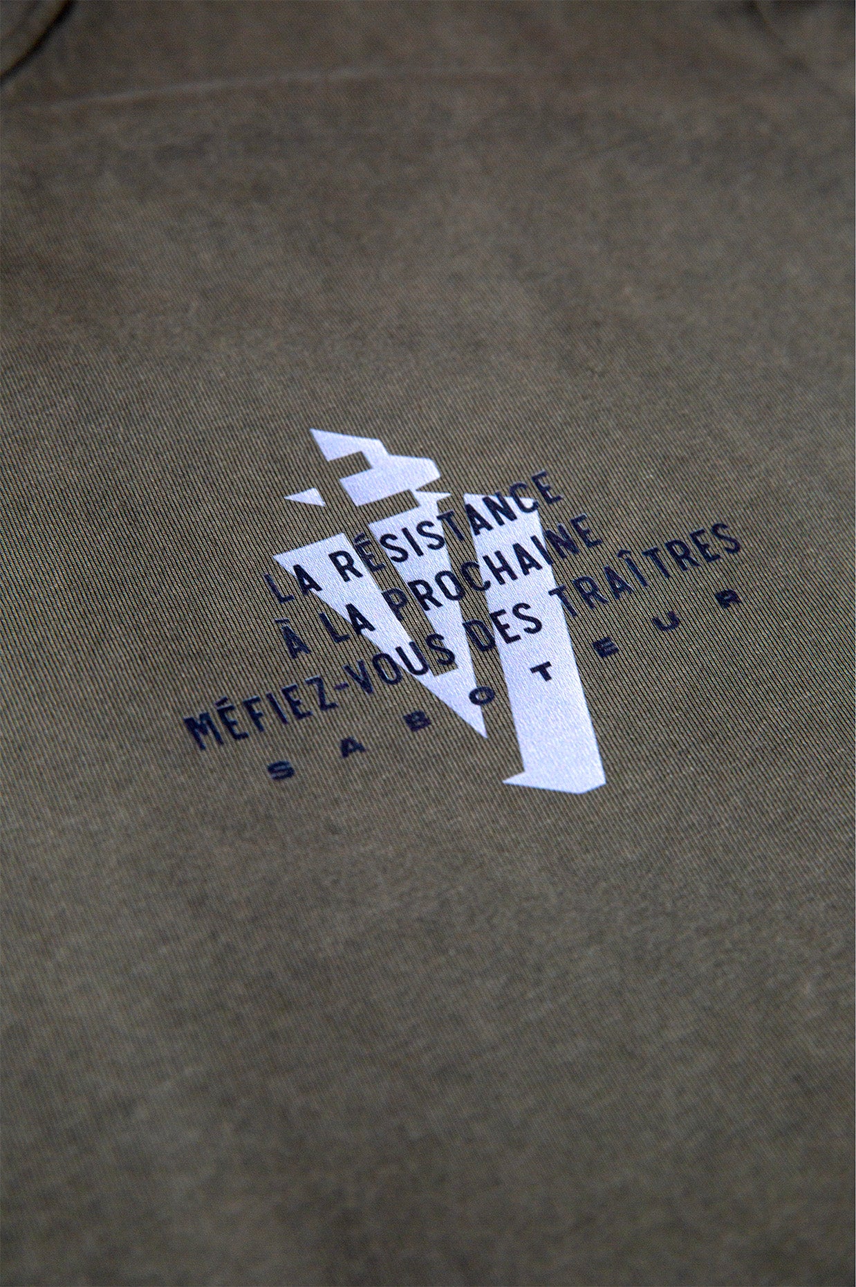LA RÉSISTANCE PRIME TEE